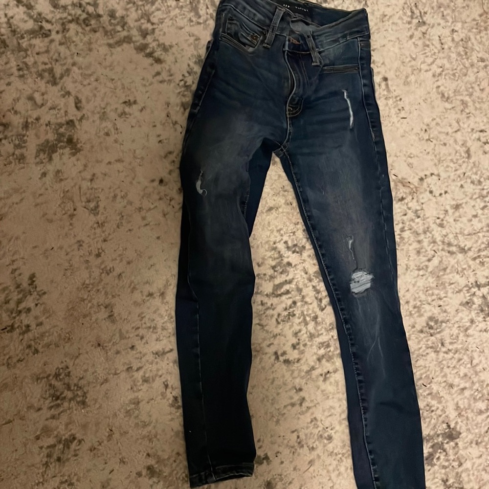 Kids small Aeropostale skinny jeans